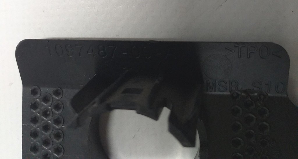 1097487-00-A Soporte para sensores de aparcamiento (2АП) S10 Tesla modelo S REST